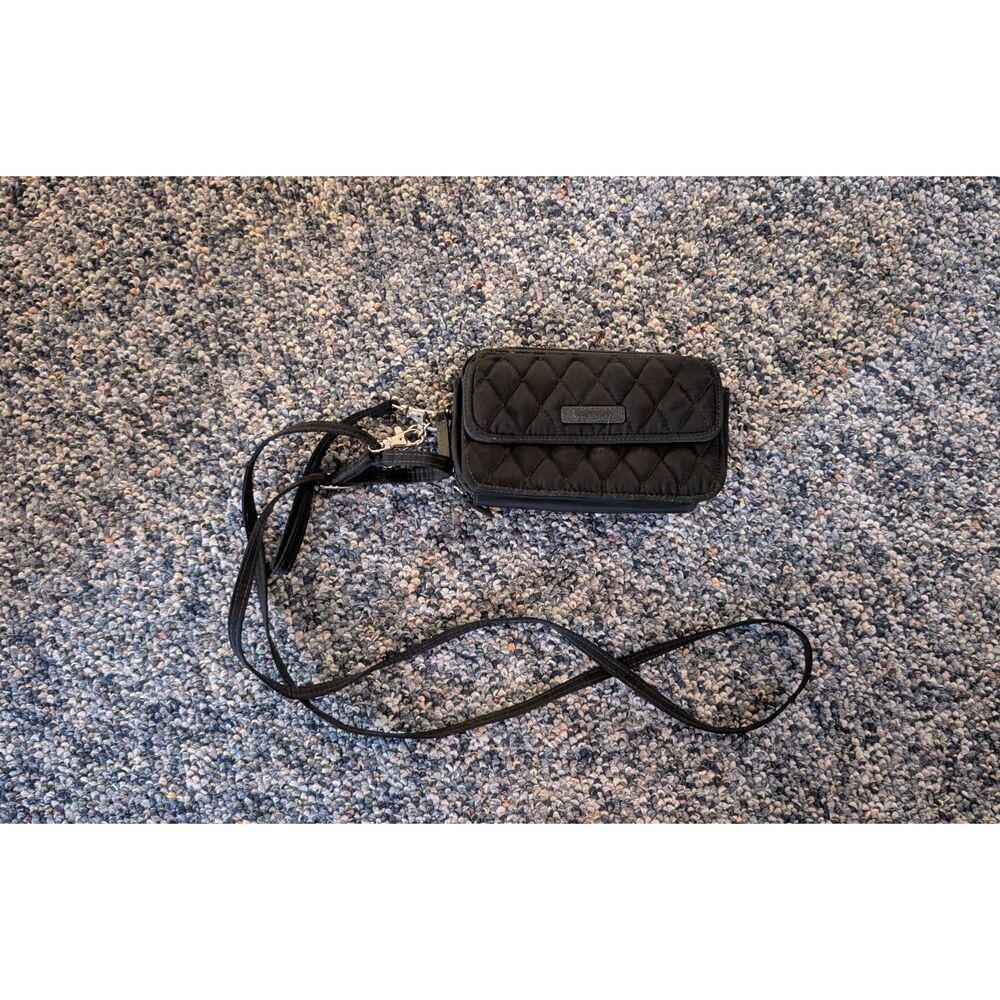 VERA BRADLEY BLACK QUILTED PHONE HOLDER WALLET CROSSBODY WRISTLET